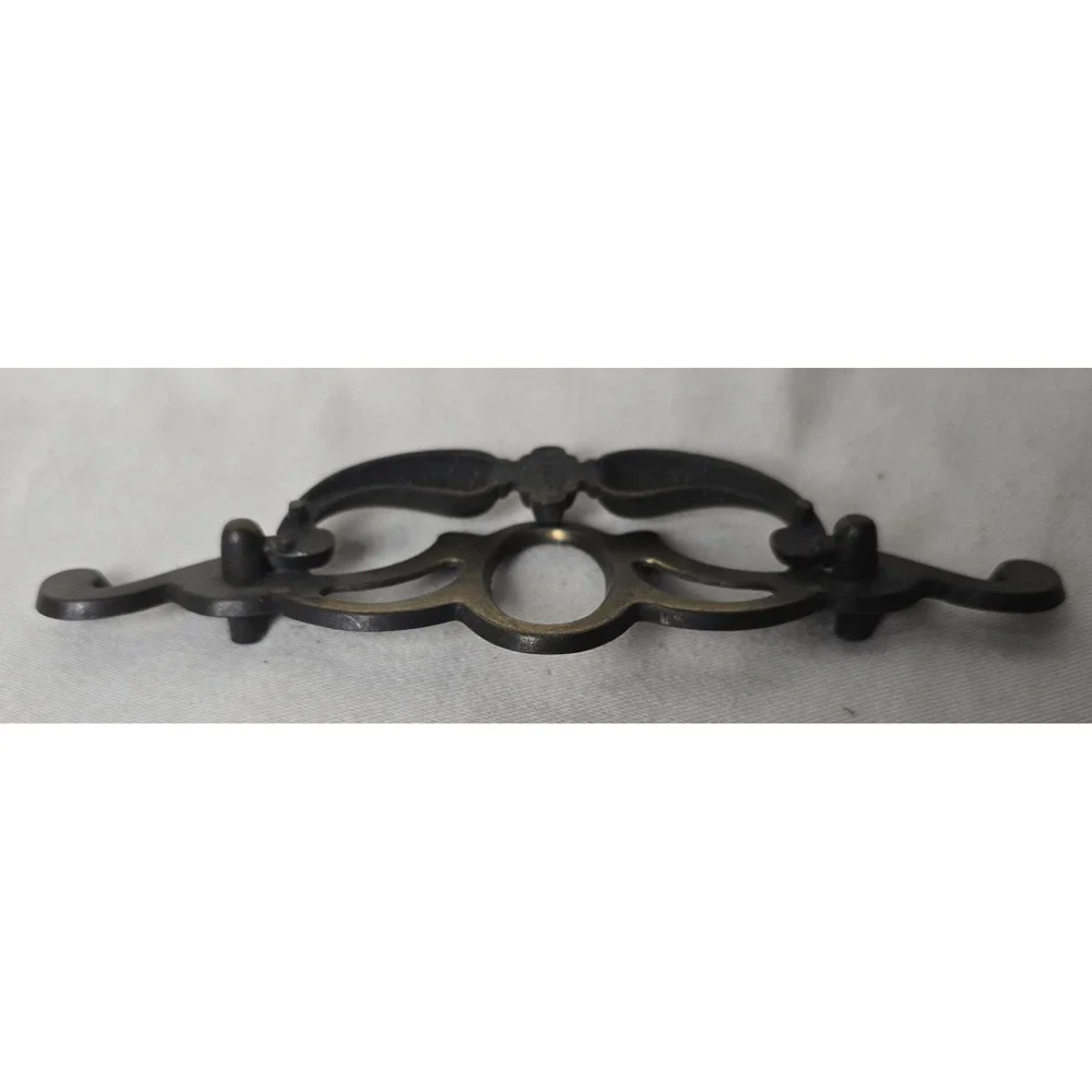 Salvaged Drawer Pull 7 1/4 In Long 4‎ 1/4 In Center K13781